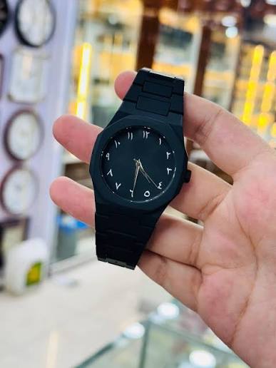 Aura Watch – Timeless Luxury on Your Wrist